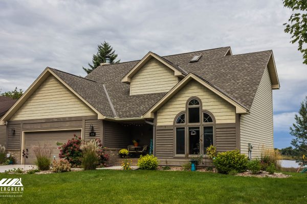 Roof repair in Minnetrista MN by Evergreen Construction