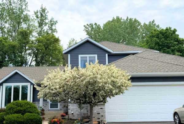 James Hardie siding replacement in Eagan MN by Evergreen Construction